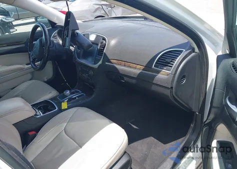 2016 Chrysler 300C из США, поврежденный, VIN 2C3CCAEG6GH207468